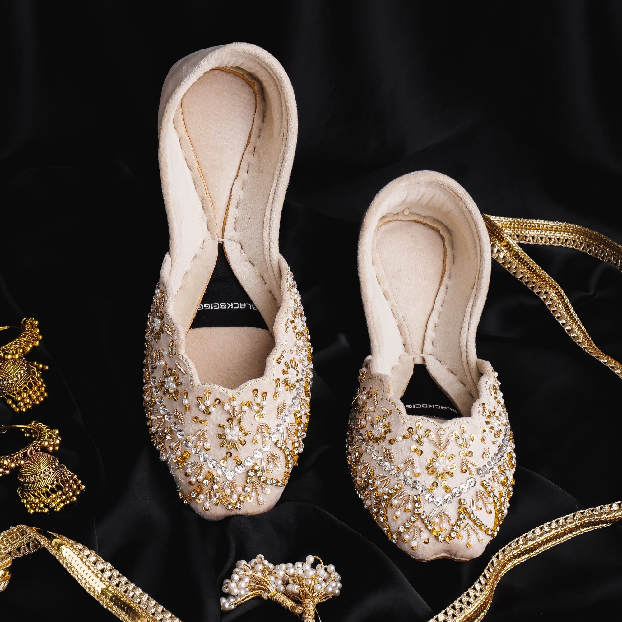 Glam Khussa (White)