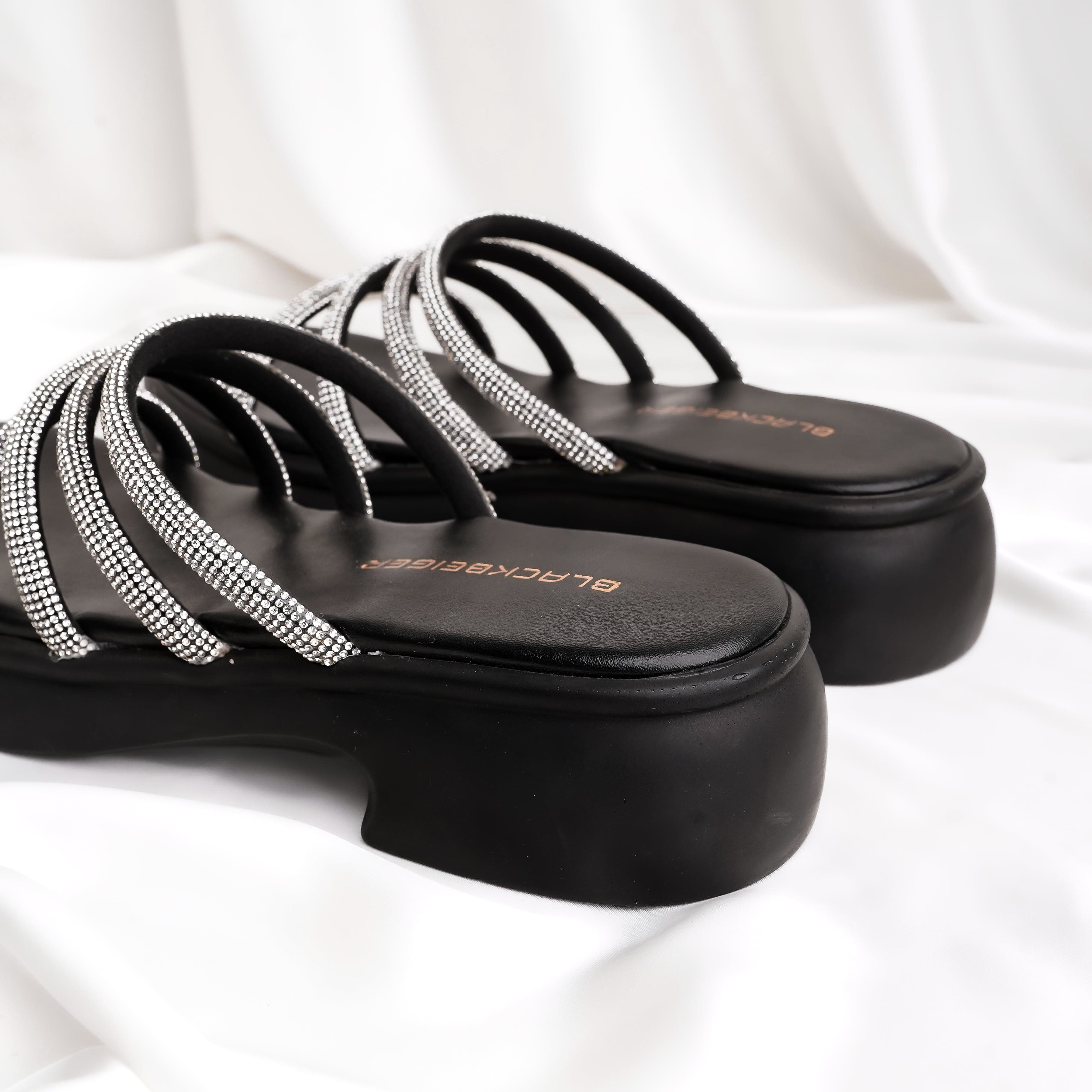 SOFLARE - BLACK