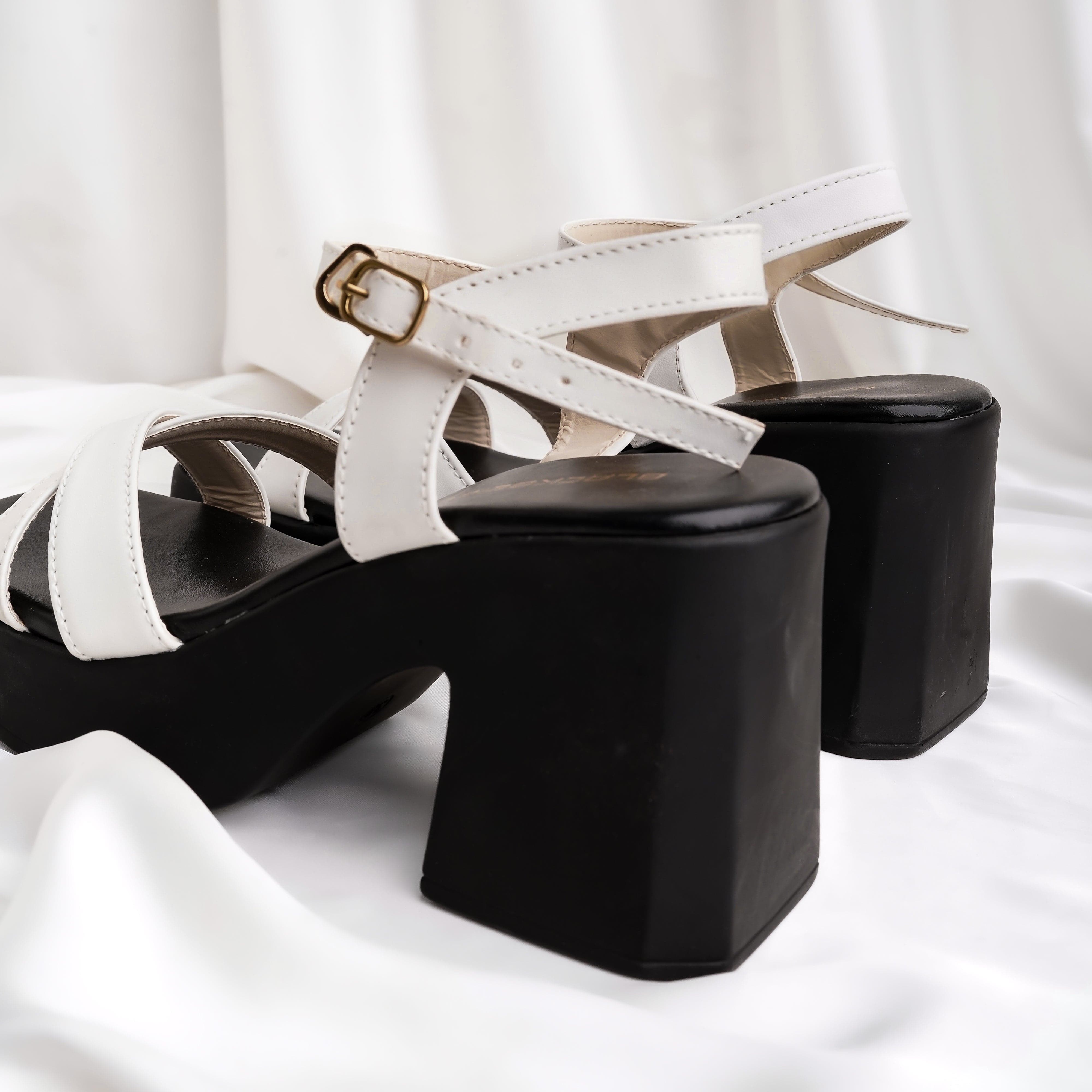 SOOTHE - BLACK