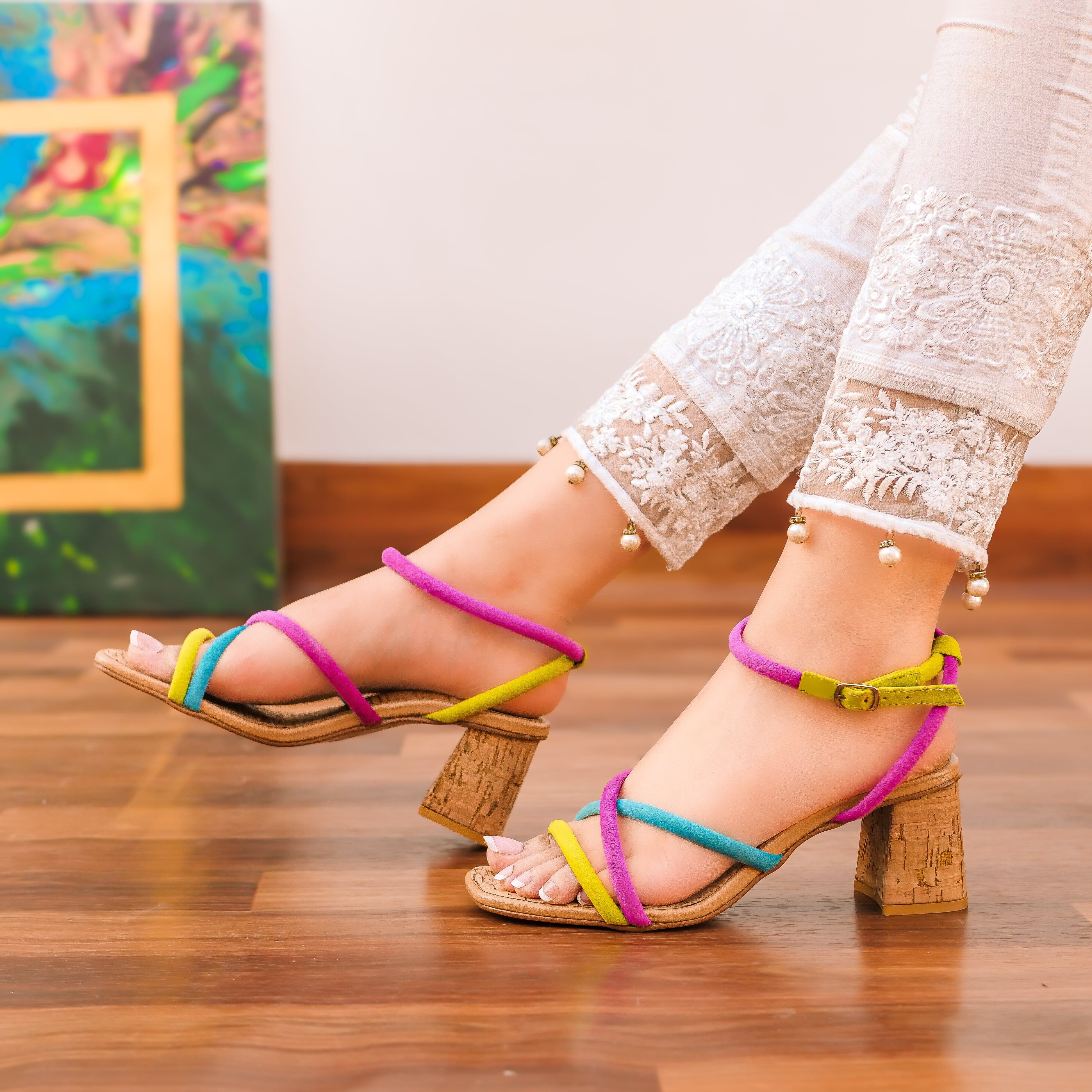 MULTI-HUED