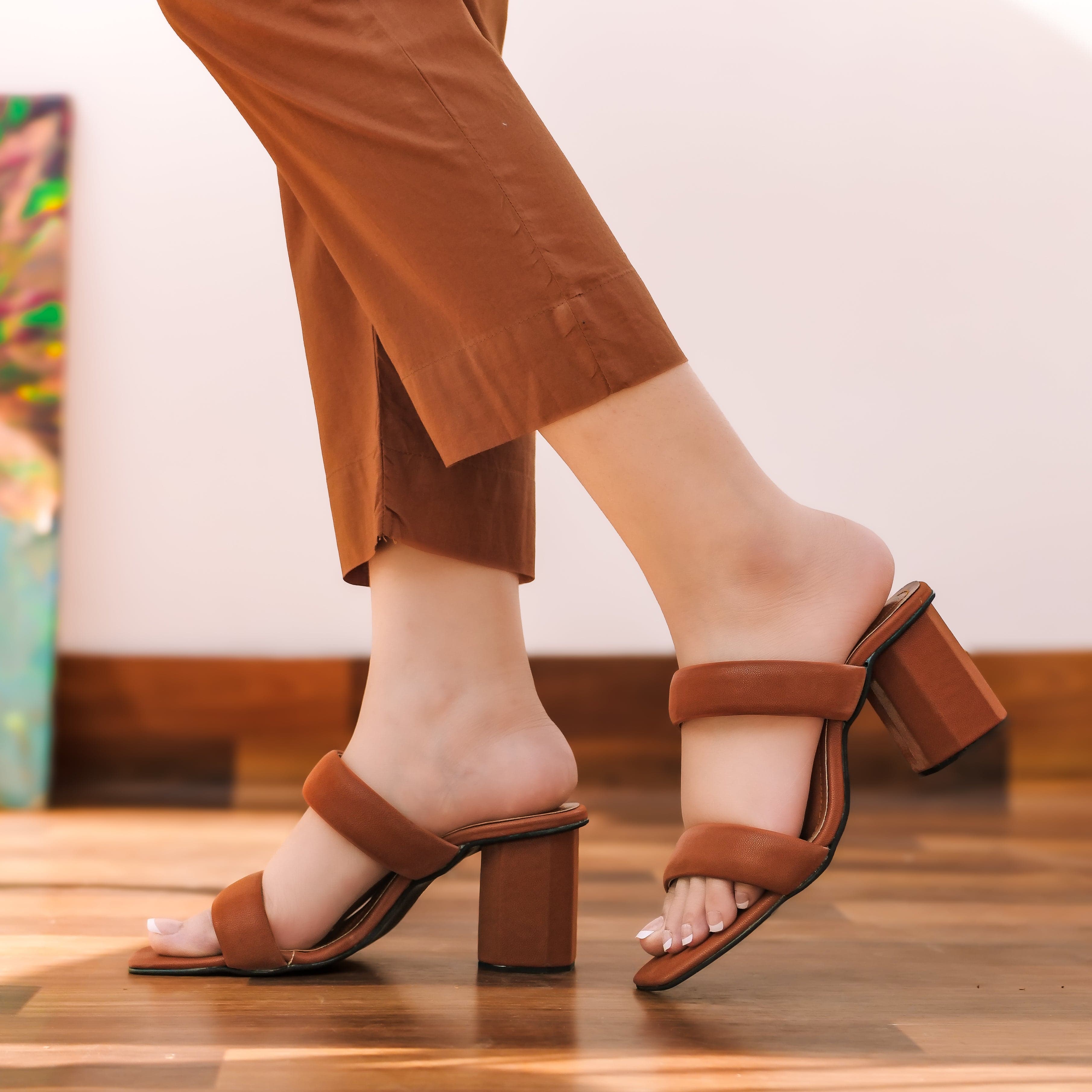 DIANA - BROWN