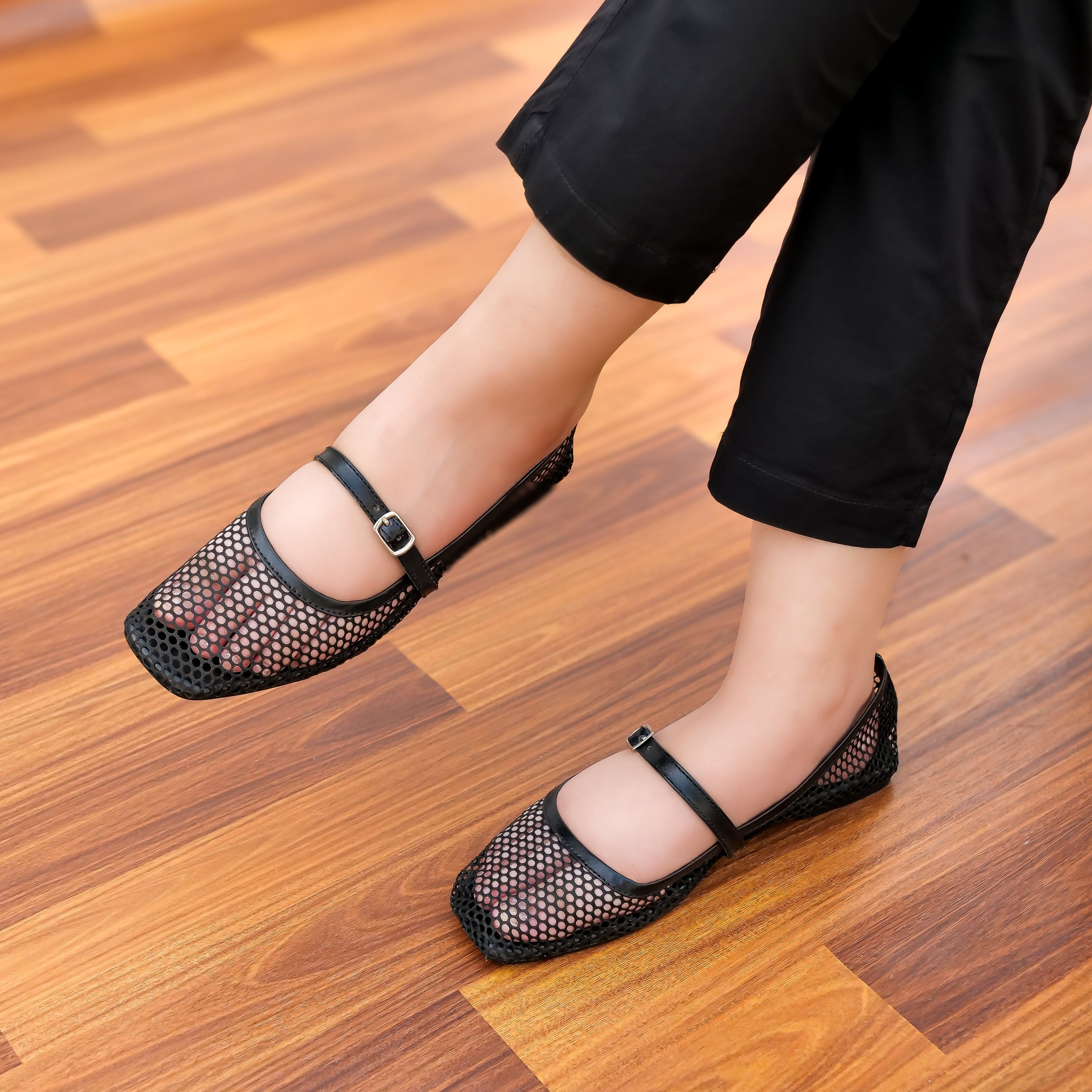 BALLET PUMPS - BLACK