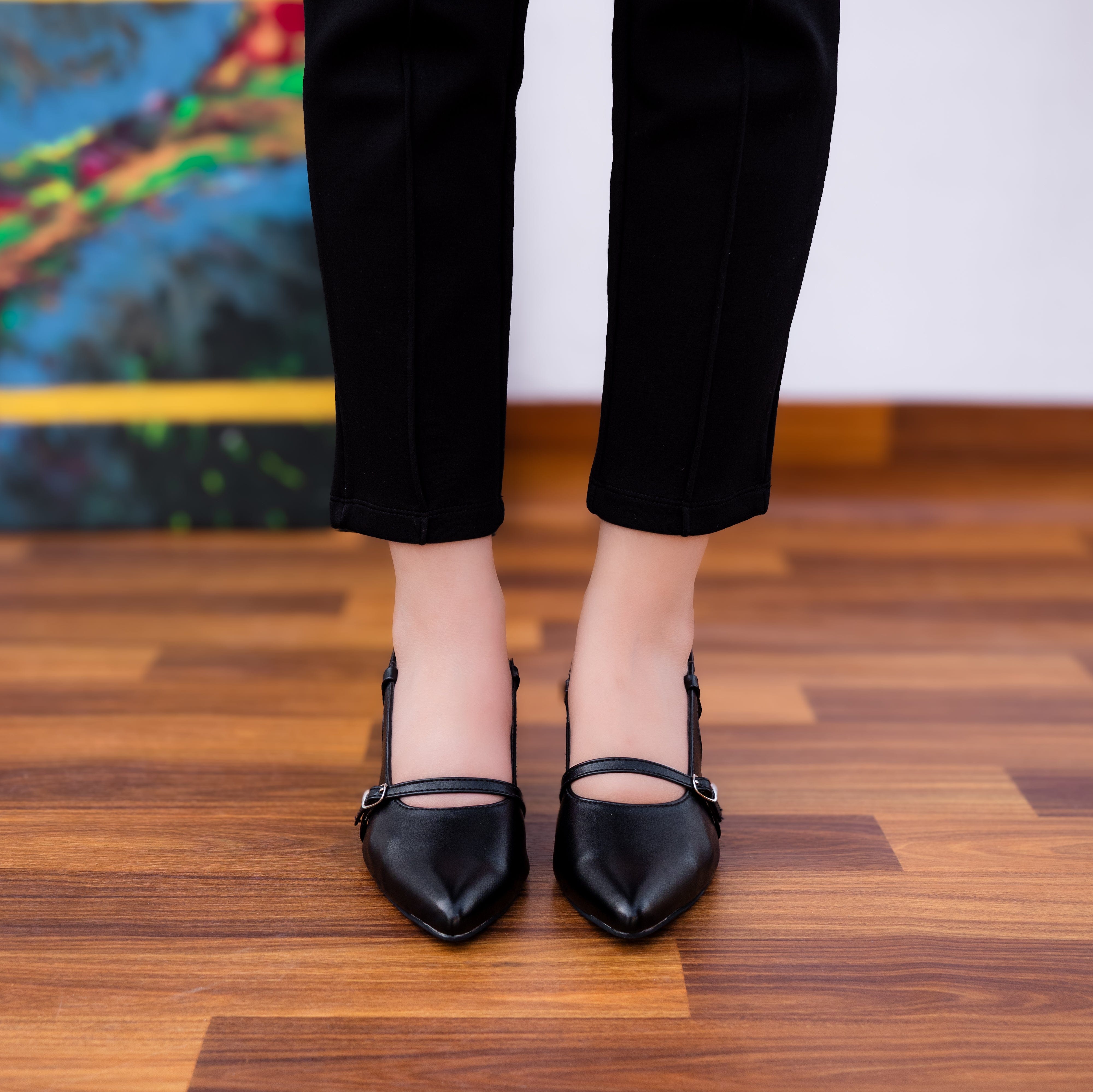 JANE - BLACK