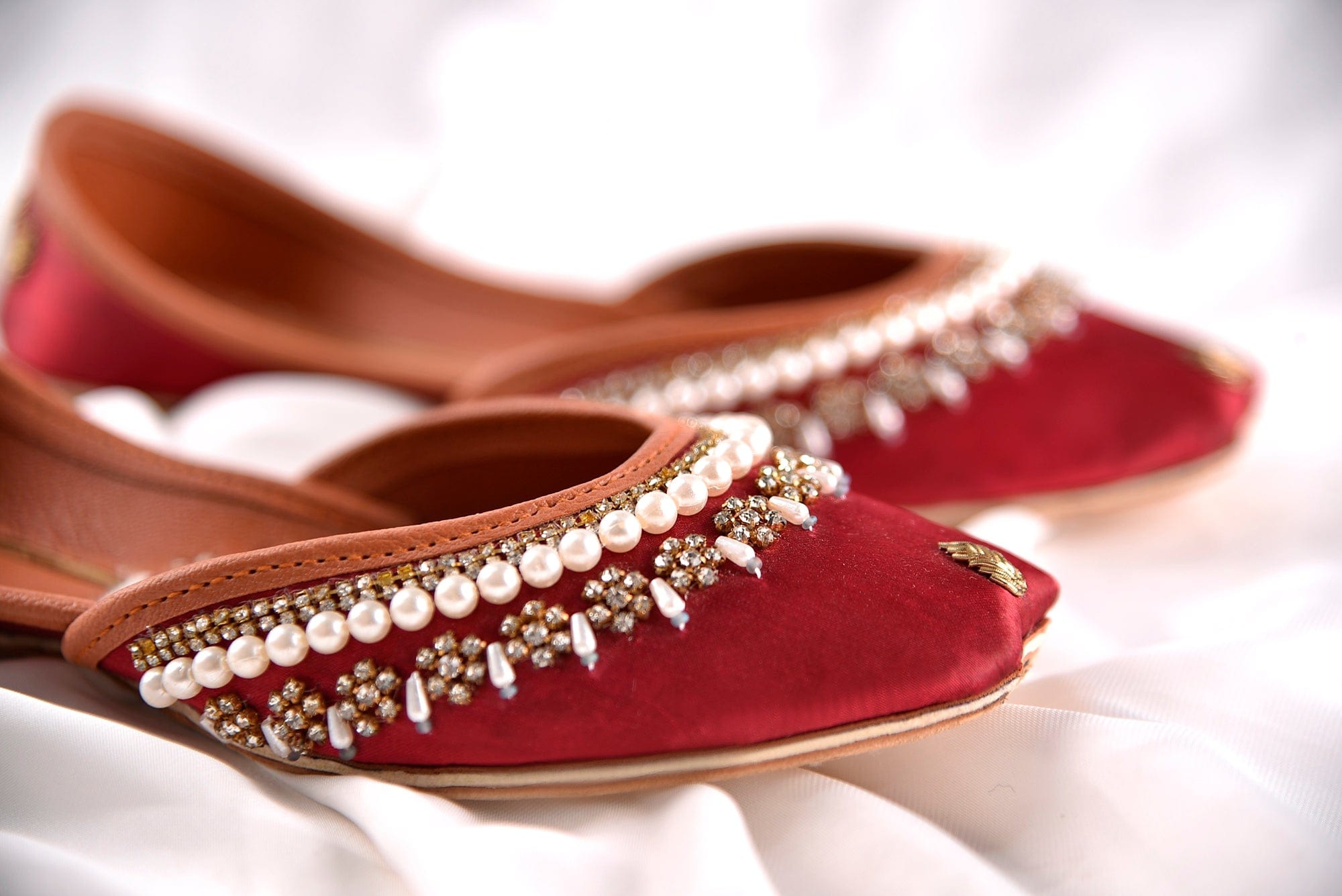 Maroon Khussa (maroon)